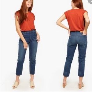 NWT ABLE The High Rise Straight Jean in
Nelida Wash 26